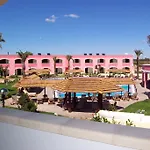 Villaggio Punta Grossa Tatil parkı 4*