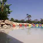 Tatil parkı Villaggio Punta Grossa 4*
